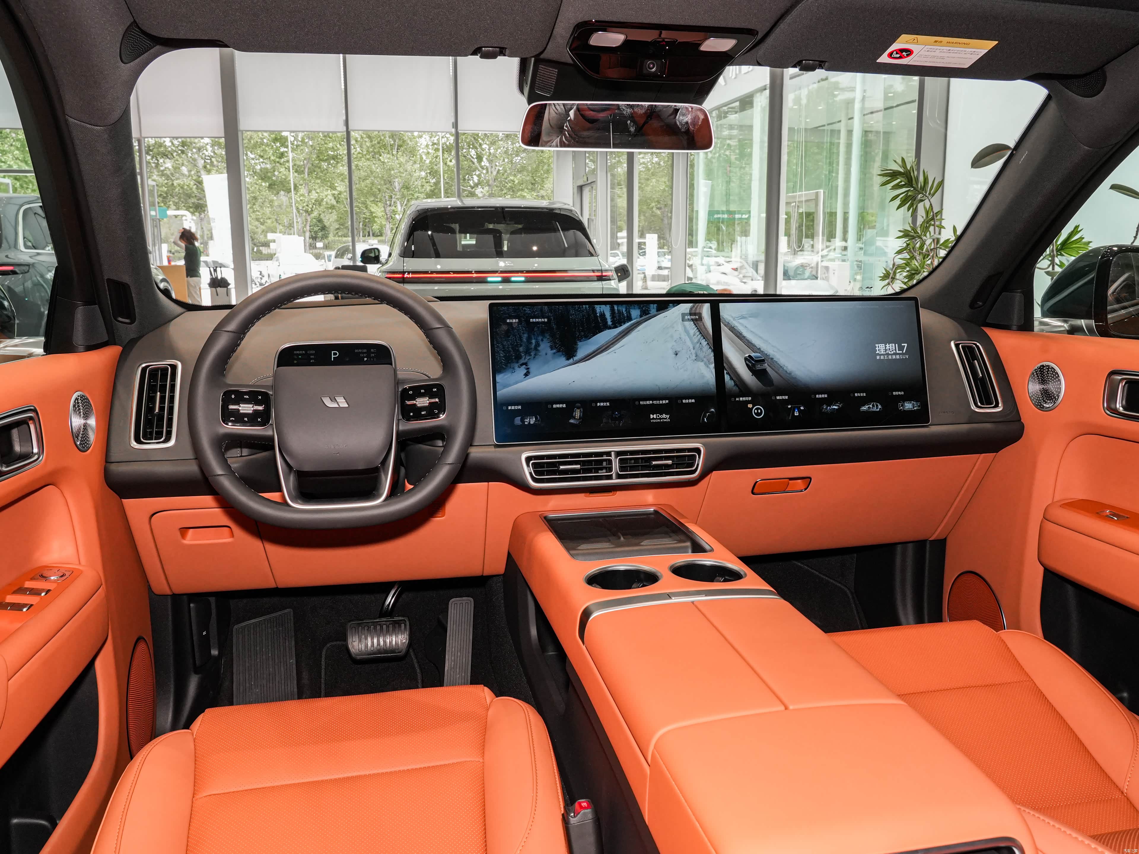 Li Auto L7 — Фото автомобиля 5
