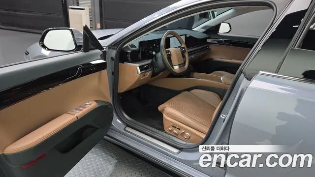 Hyundai Grandeur GN7 — Фото автомобиля 15