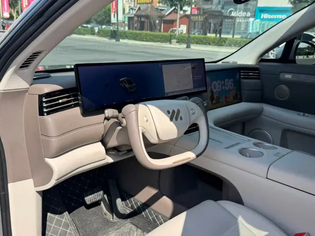IM Motors LS6 — Фото автомобиля 14