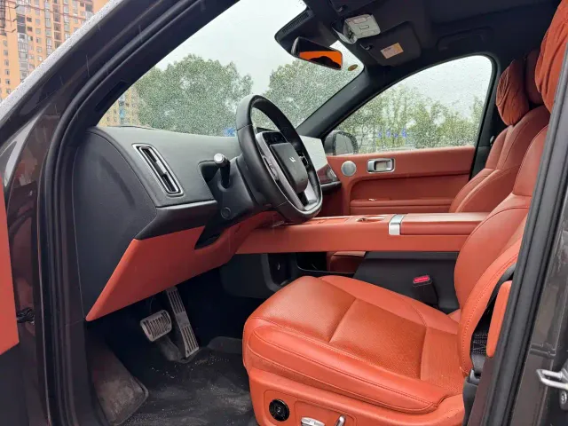 Li Auto L6 — Фото автомобиля 4