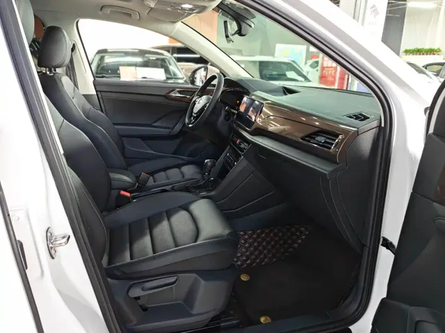 Volkswagen Tharu — Фото автомобиля 10