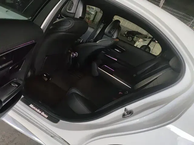 Mercedes-Benz C-Class — Фото автомобиля 6