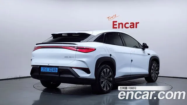 BYD Sealion 7 — Фото автомобиля 2