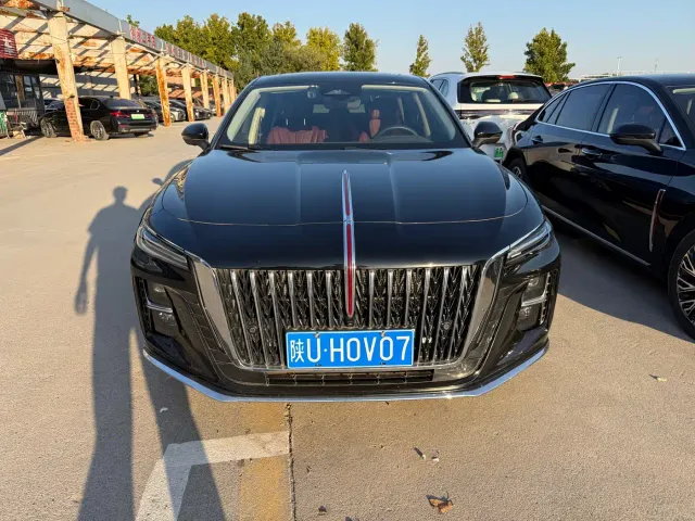 Hongqi H5 — Фото автомобиля 2