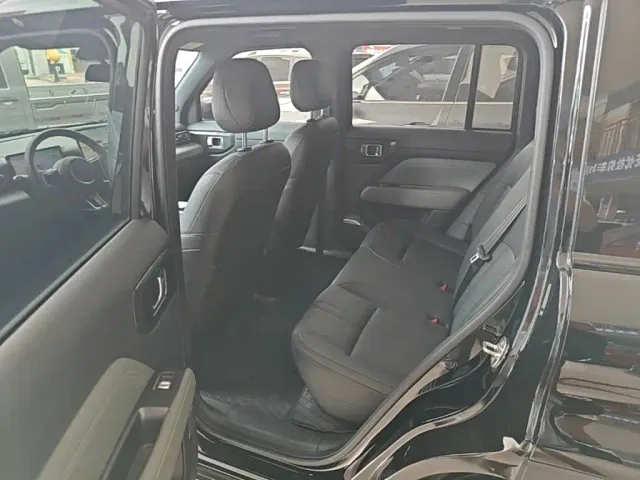 Baojun Yep Plus — Фото автомобиля 16