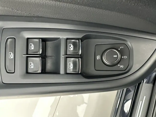 Volkswagen Passat — Фото автомобиля 11