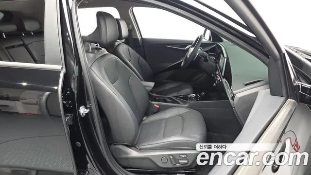 Kia Niro Niro (New) — Фото автомобиля 16