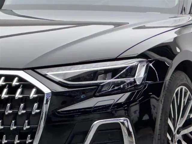 Audi A8 — Фото автомобиля 3