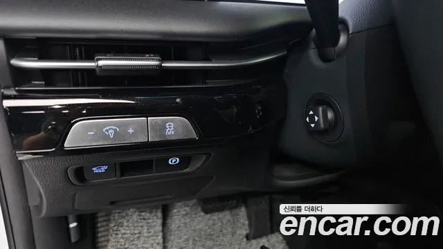 Genesis G80 Бензин 2.5 турбо 2WD — Фото автомобиля 13