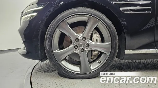Genesis G80 Бензин 3.5 турбо AWD — Фото автомобиля 5