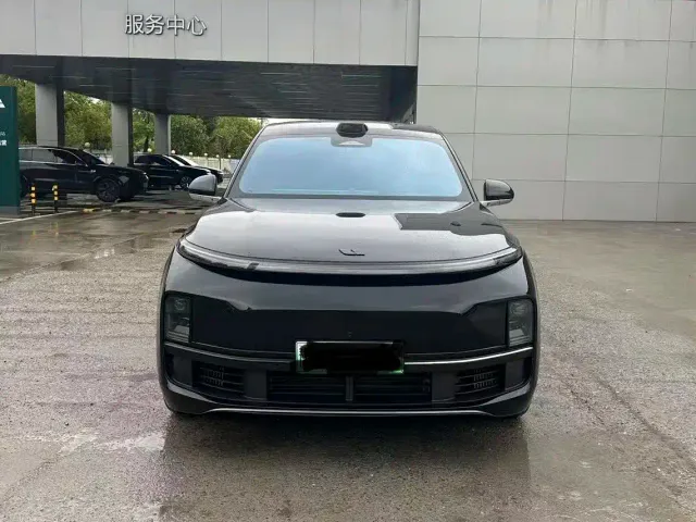 Li Auto L9 — Фото автомобиля 2
