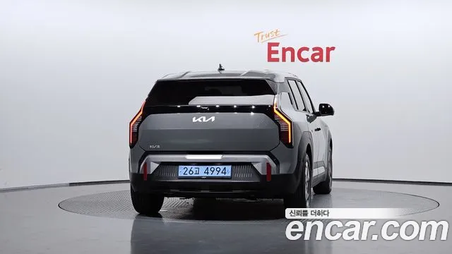 Kia EV3 — Фото автомобиля 4