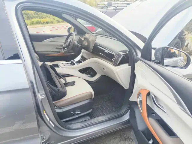 BYD Song Pro — Фото автомобиля 10