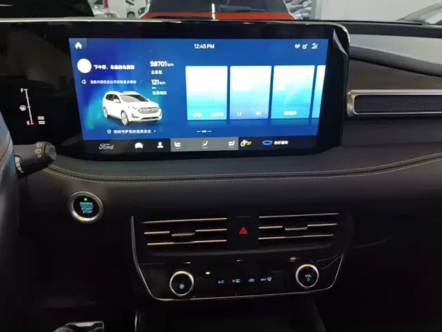 Ford Edge — Фото автомобиля 12