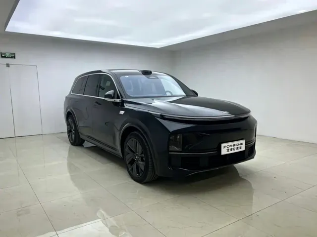 Li Auto L9 — Фото автомобиля 2