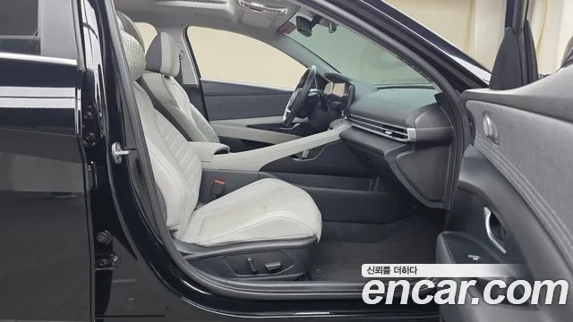 Hyundai AVANTE Avante (CN7) — Фото автомобиля 24