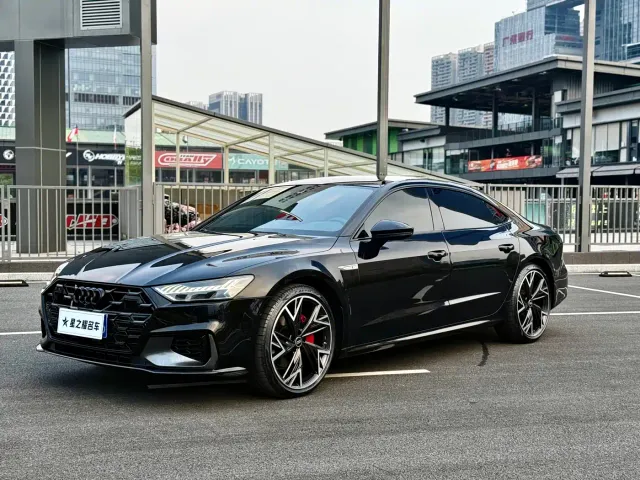 Фотография автомобиля — Audi A7L