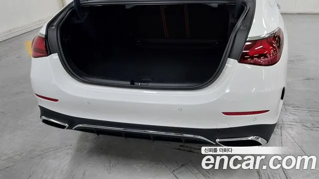 Mercedes-Benz E-Class W214 — Фото автомобиля 11