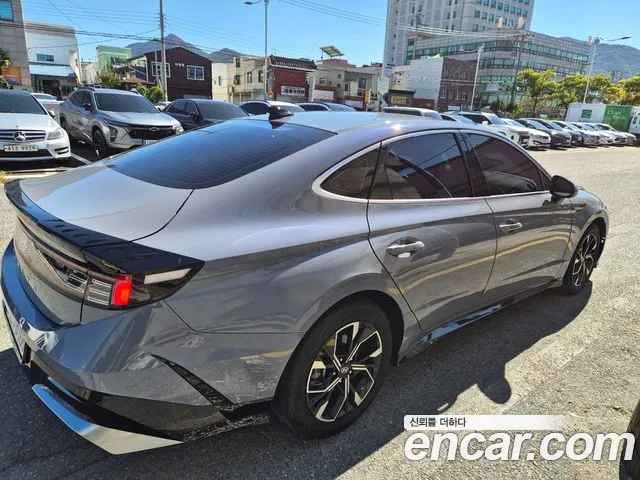 Hyundai Sonata — Фото автомобиля 19