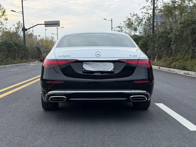 Mercedes-Benz Maybach S-Class — Фото автомобиля 17
