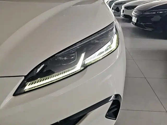BYD Seal 06 — Фото автомобиля 23