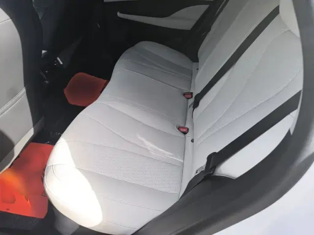BYD Seal 05 DM-i — Фото автомобиля 16
