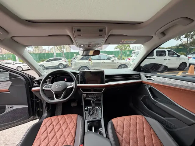 Volkswagen Sagitar — Фото автомобиля 6