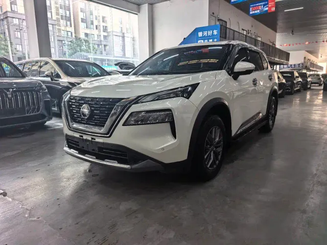 Фотография автомобиля — Nissan X-Trail