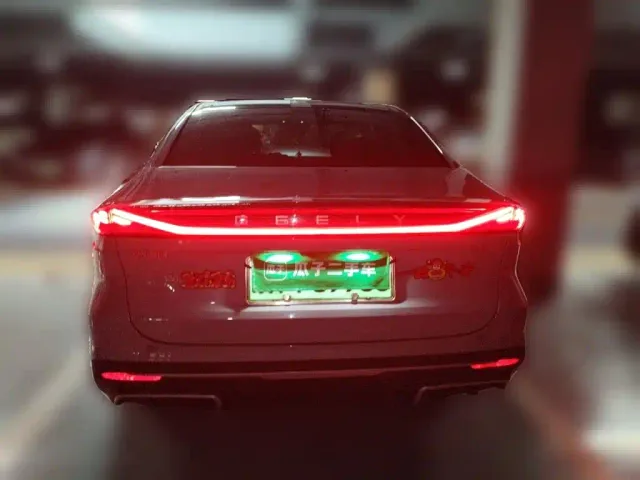 Geely Galaxy L6 — Фото автомобиля 3