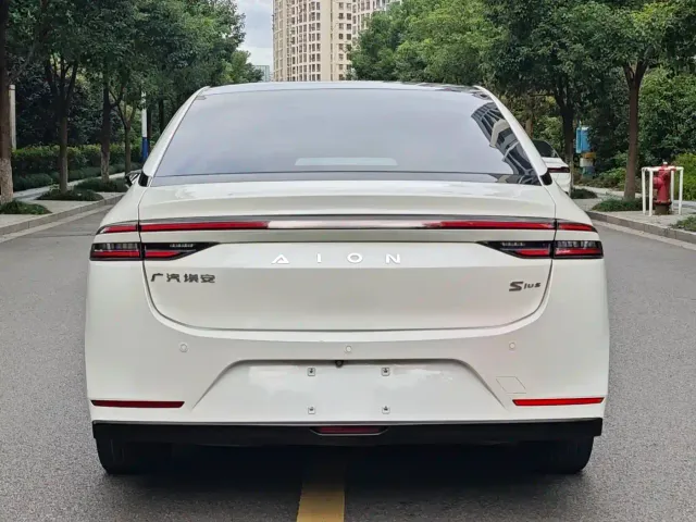 GAC Aion S Plus — Фото автомобиля 4