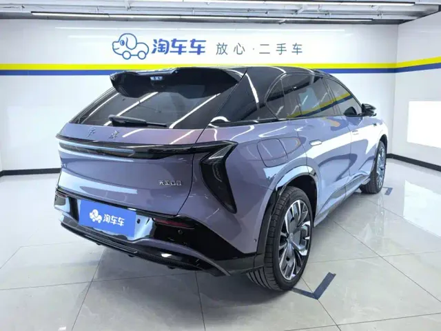 Hongqi Tian Gong 08 — Фото автомобиля 3