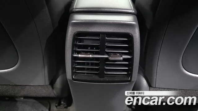 Kia Niro The All New — Фото автомобиля 29