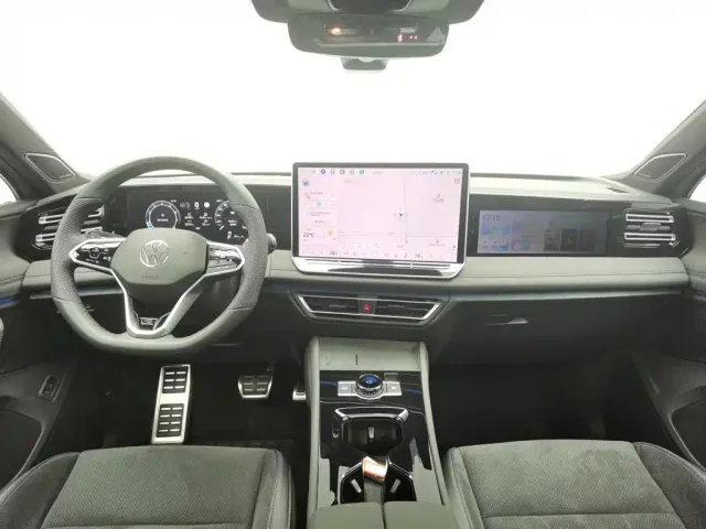 Volkswagen Tiguan L — Фото автомобиля 5