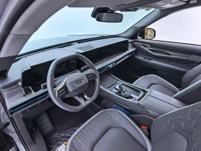 Ford Edge — Фото автомобиля 18