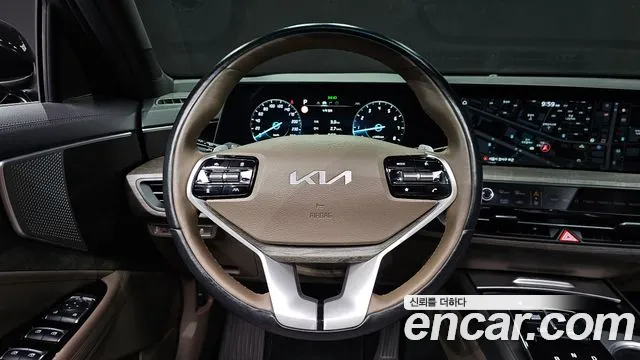 Kia K8 — Фото автомобиля 13