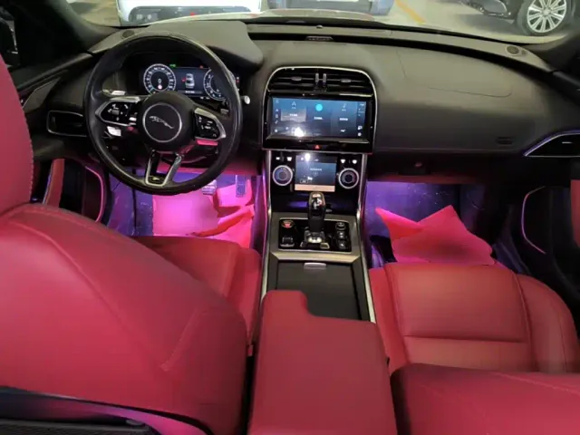 Jaguar XEL — Фото автомобиля 9