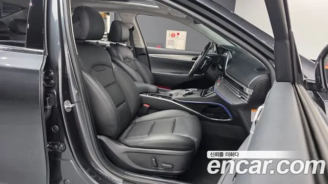 Hyundai Grandeur Grandeur (New) Hybrid — Фото автомобиля 11