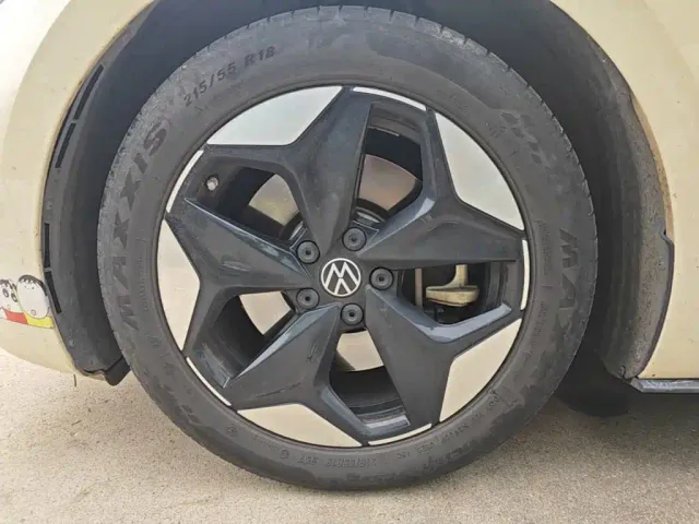 Volkswagen ID.3 — Фото автомобиля 22