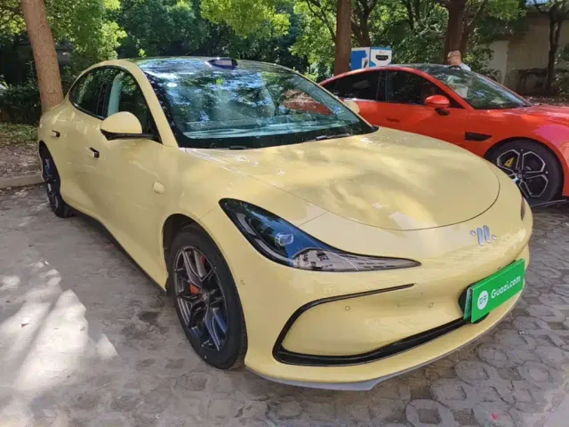 IM Motors L6 — Фото автомобиля 3