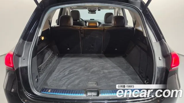 Mercedes-Benz GLE-Class — Фото автомобиля 20
