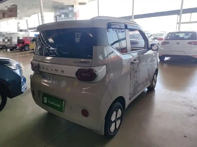 Wuling Hongguang Mini EV — Фото автомобиля 6