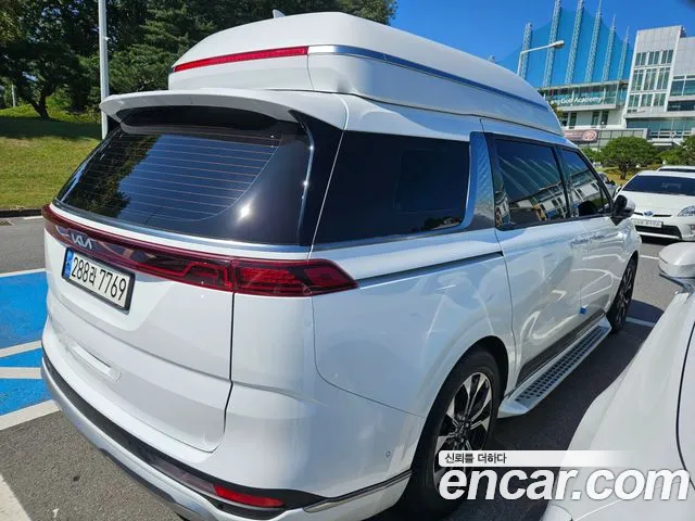 Kia Carnival Generation 4 — Фото автомобиля 4
