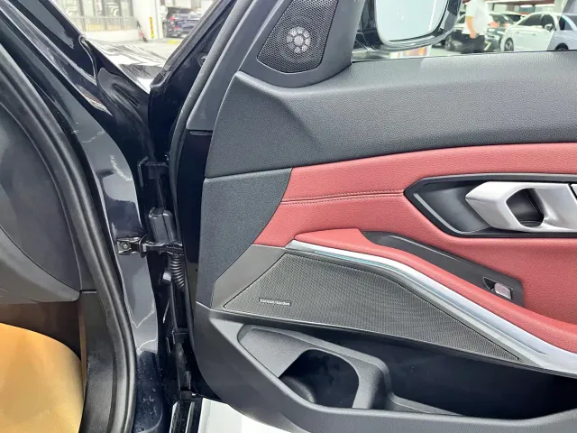 BMW 3 Series — Фото автомобиля 8
