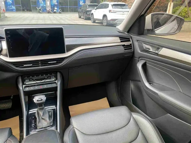 Skoda Kodiaq — Фото автомобиля 10