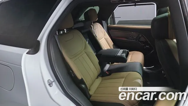 Land Rover Range Rover Sport — Фото автомобиля 17