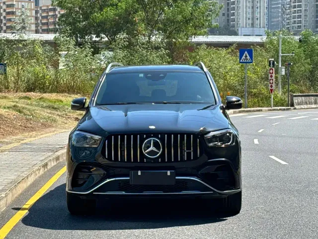 Mercedes-Benz GLE-Class AMG — Фото автомобиля 4