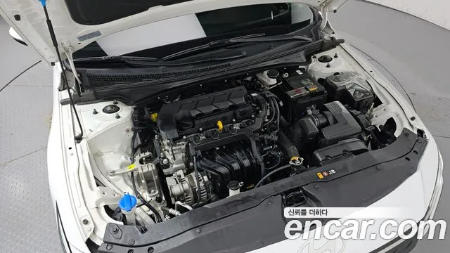 Hyundai Avante — Фото автомобиля 6