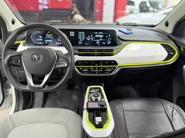Changan Benben E-Star — Фото автомобиля 6