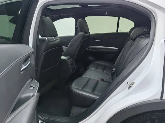 Cadillac XT4 — Фото автомобиля 15