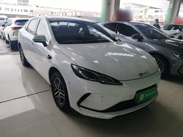 BYD Seal 05 DM-i — Фото автомобиля 3